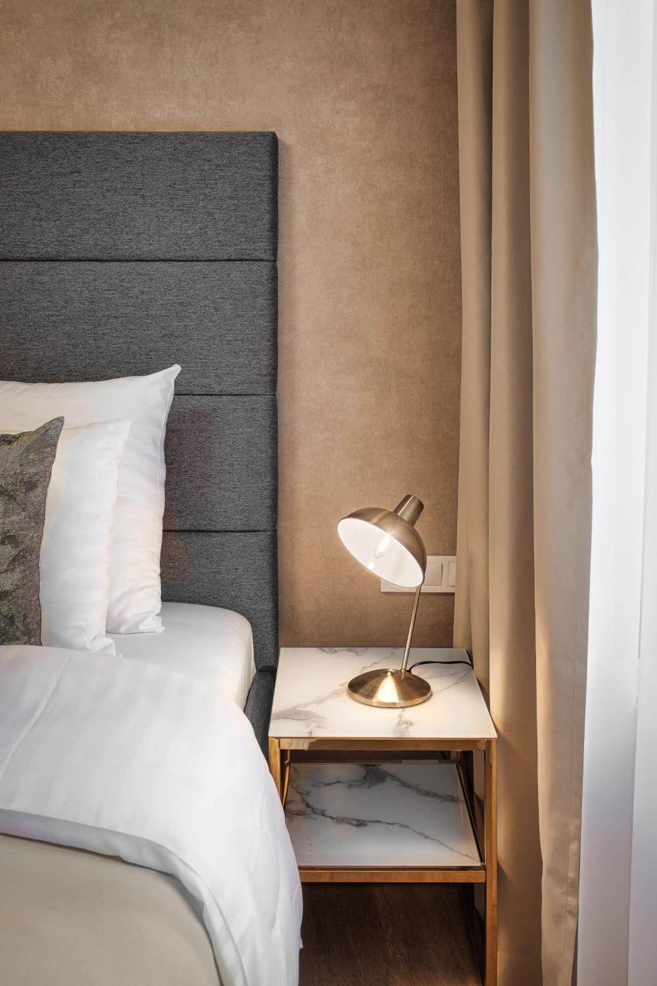 Theatre 9 Apartments By Adrez Prague Luaran gambar